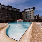 Детский бассейн, Отель Brass Family