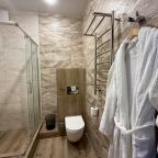 Трехместный (Улучшенный стандарт с балконом), Гостевой дом Надежда