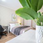 Семиместный (Пять Звезд Большая Квартира), Апартаменты Пять Звезд Большая Квартира