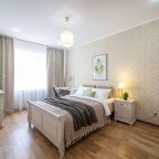 Семиместный (Пять Звезд Большая Квартира), Апартаменты Пять Звезд Большая Квартира