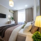 Семиместный (Пять Звезд Большая Квартира), Апартаменты Пять Звезд Большая Квартира