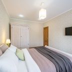 Семиместный (Пять Звезд Большая Квартира), Апартаменты Пять Звезд Большая Квартира