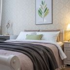 Семиместный (Пять Звезд Большая Квартира), Апартаменты Пять Звезд Большая Квартира