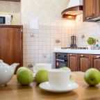 Семиместный (Пять Звезд Большая Квартира), Апартаменты Пять Звезд Большая Квартира