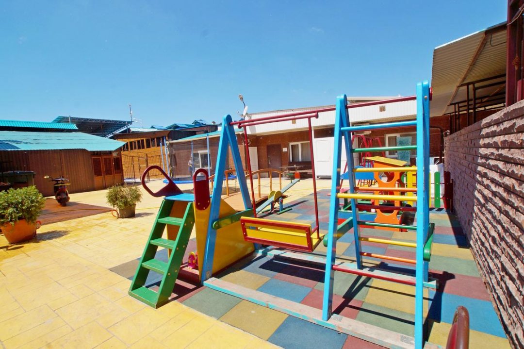 Детская площадка, Отель SunDay