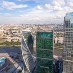 Полулюкс (Комфортный апартамент на 73 этаже с гардеробной), Апартаменты New level city