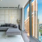 Полулюкс (Комфортный апартамент на 73 этаже с гардеробной), Апартаменты New level city