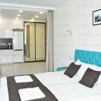 Трёхместный и более (Просторные трехместные апартаменты), Апарт-отель Малибу Апартаменты