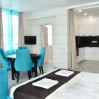 Трёхместный и более (Просторные трехместные апартаменты), Апарт-отель Малибу Апартаменты