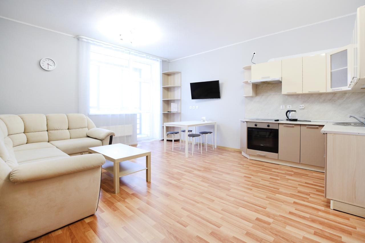 Квартира (Rooms-ekb. Улучшенная квартира с отдельной спальней на 15 этаже) апартамента ROOMS-EKB, Екатеринбург