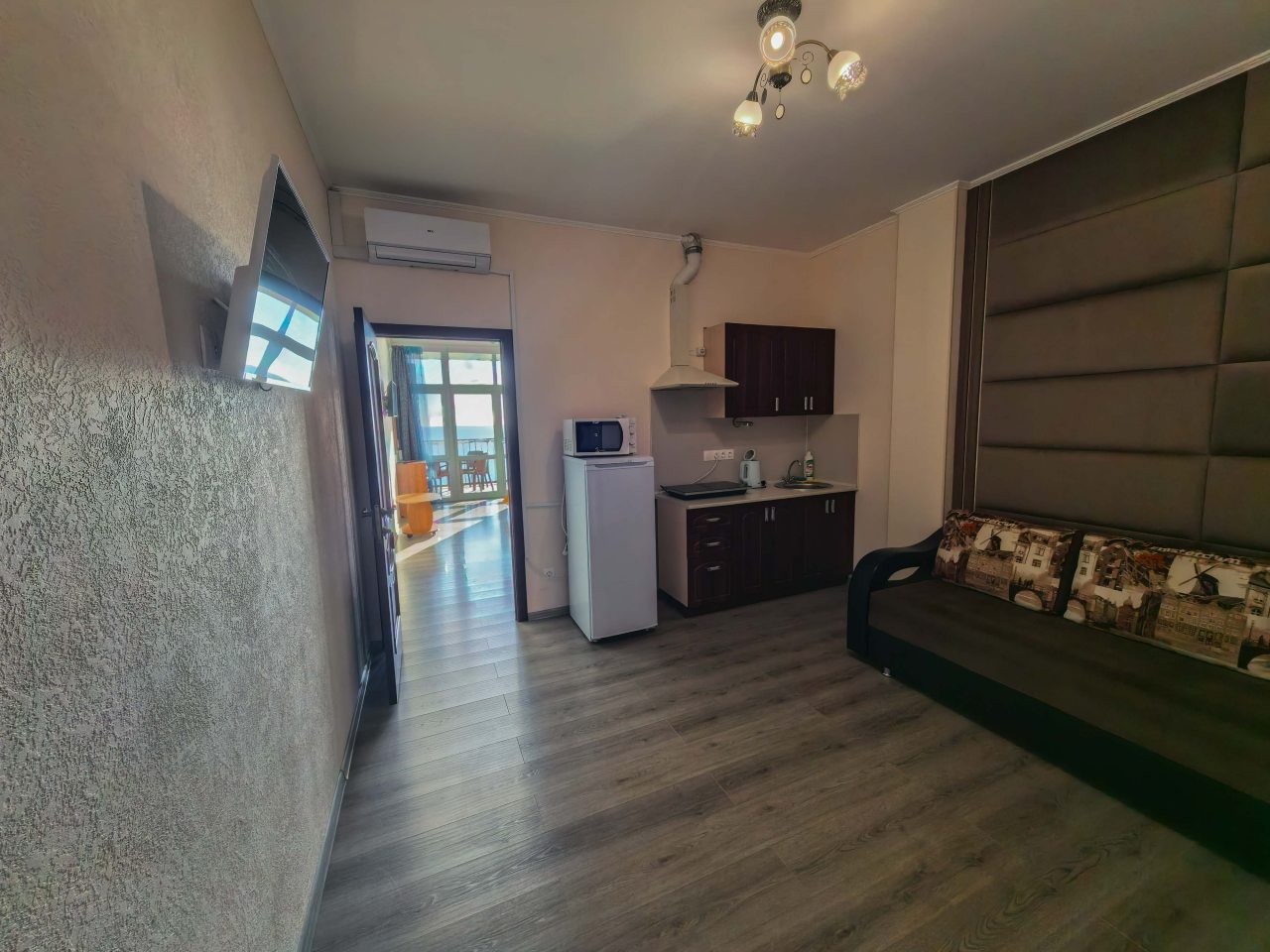 Четырехместный (Двухкомнатный люкс с кухней (вид на море)), Апарт-отель Жуковка