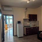 Четырехместный (Двухкомнатный люкс с кухней (вид на море)), Апарт-отель Жуковка