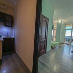 Трёхместный и более (Полуторный люкс с кухней), Апарт-отель Жуковка