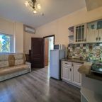 Четырехместный (Двухкомнатный люкс с кухней (вид на море)), Апарт-отель Жуковка