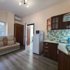 Четырехместный (Двухкомнатный люкс с кухней (вид на море)), Апарт-отель Жуковка