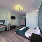 Пятиместный (Улучшенный двухкомнатный люкс), Апарт-отель Жуковка