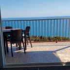 Пятиместный (Улучшенный двухкомнатный люкс), Апарт-отель Жуковка