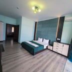 Пятиместный (Улучшенный двухкомнатный люкс), Апарт-отель Жуковка