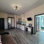 Пятиместный (Улучшенный двухкомнатный люкс), Апарт-отель Жуковка