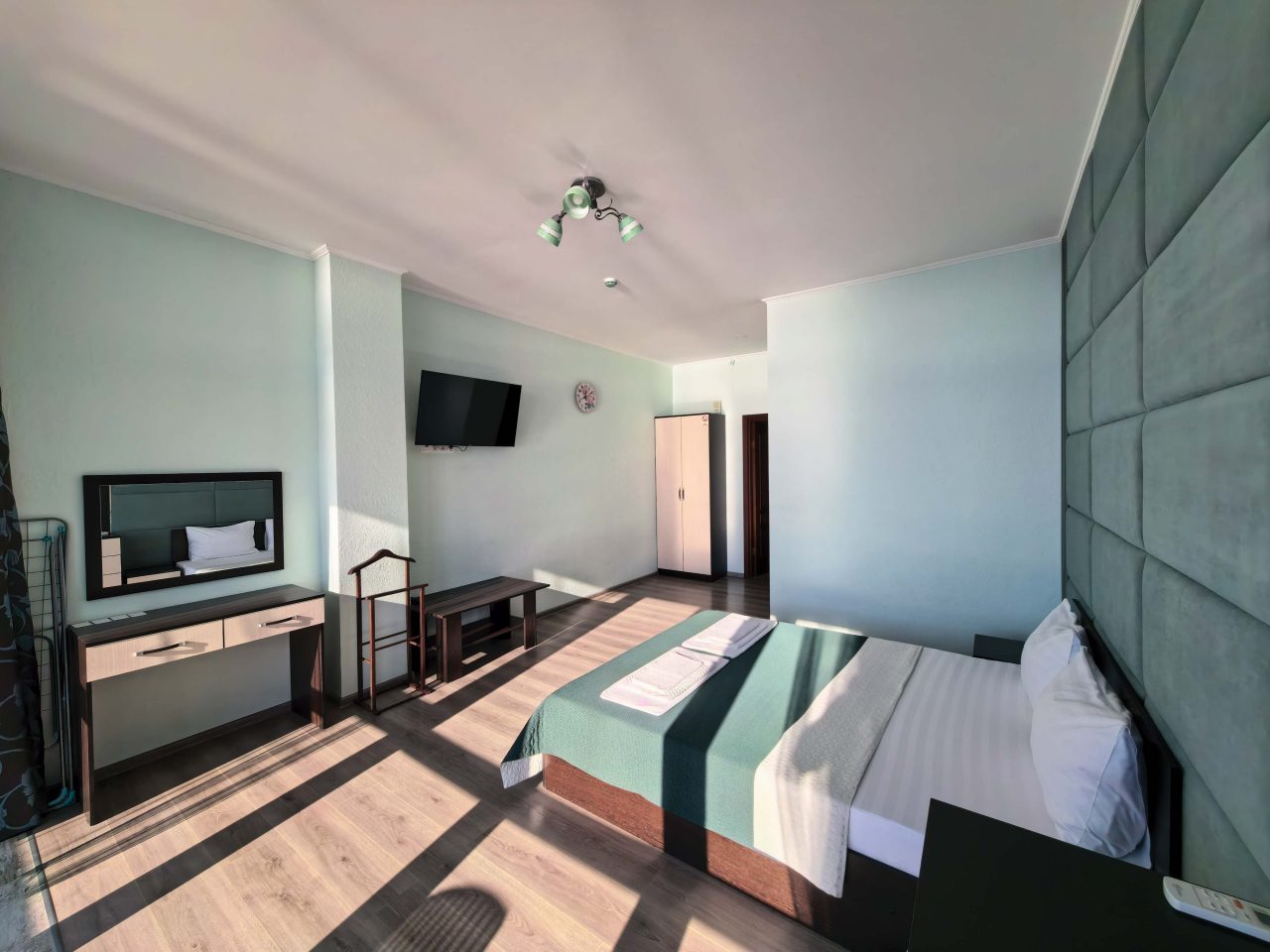 Пятиместный (Улучшенный двухкомнатный люкс), Апарт-отель Жуковка