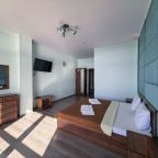 Пятиместный (Улучшенный двухкомнатный люкс), Апарт-отель Жуковка