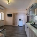 Четырехместный (Двухкомнатный люкс с отдельным входом и террасой), Апарт-отель Жуковка
