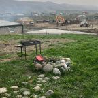 Барбекю, Гостиница У водопада Тобот