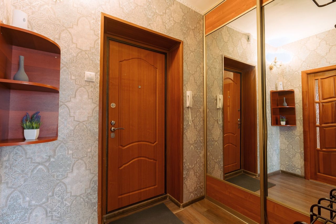 Трёхместный и более (Пять Звёзд Домашний Уют), Апартаменты Пять Звёзд Домашний Уют на Интернациональной