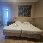 Трехместный (Стандарт), Отель Русь на Таврической 1/3