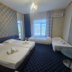 Трехместный (Стандарт), Отель Русь на Таврической 1/3