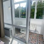 De Luxe (Апартамент с балконом вид на сад), Апартаменты Мираж
