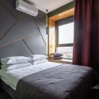 Небольшой двухместный номер  с шикарным видом из окна