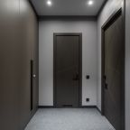 Холл перед входом в апартамент