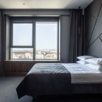 Дизайнерский номер с двуспальной кроватью и панорамным видом