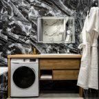 Чистые полотенца и халаты для гостей