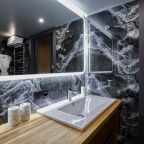 Чистые полотенца, халаты, индивидуальные средства гигиены