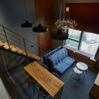 Просторный двухуровневый номер  с видом на Москву