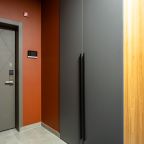 Холл перед входом  в апартаменты 4 и 3