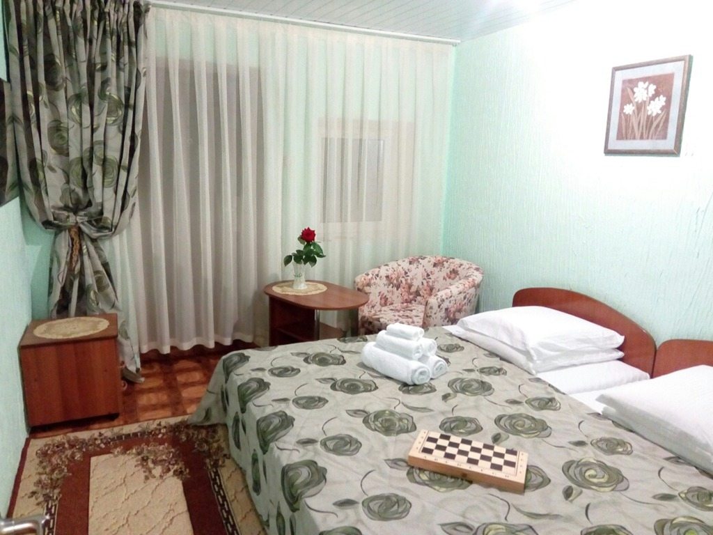 Двухместный (Стандарт 2-х местный) гостевого дома GREEN HOUSE, Межводное, Крым