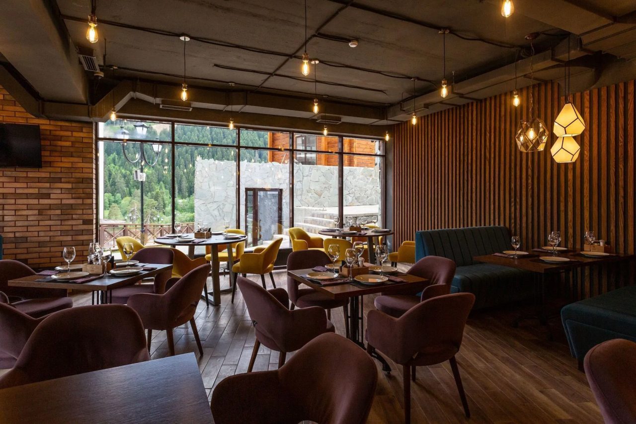 Ресторан AXIS BBQ, Апарт-отель Axis