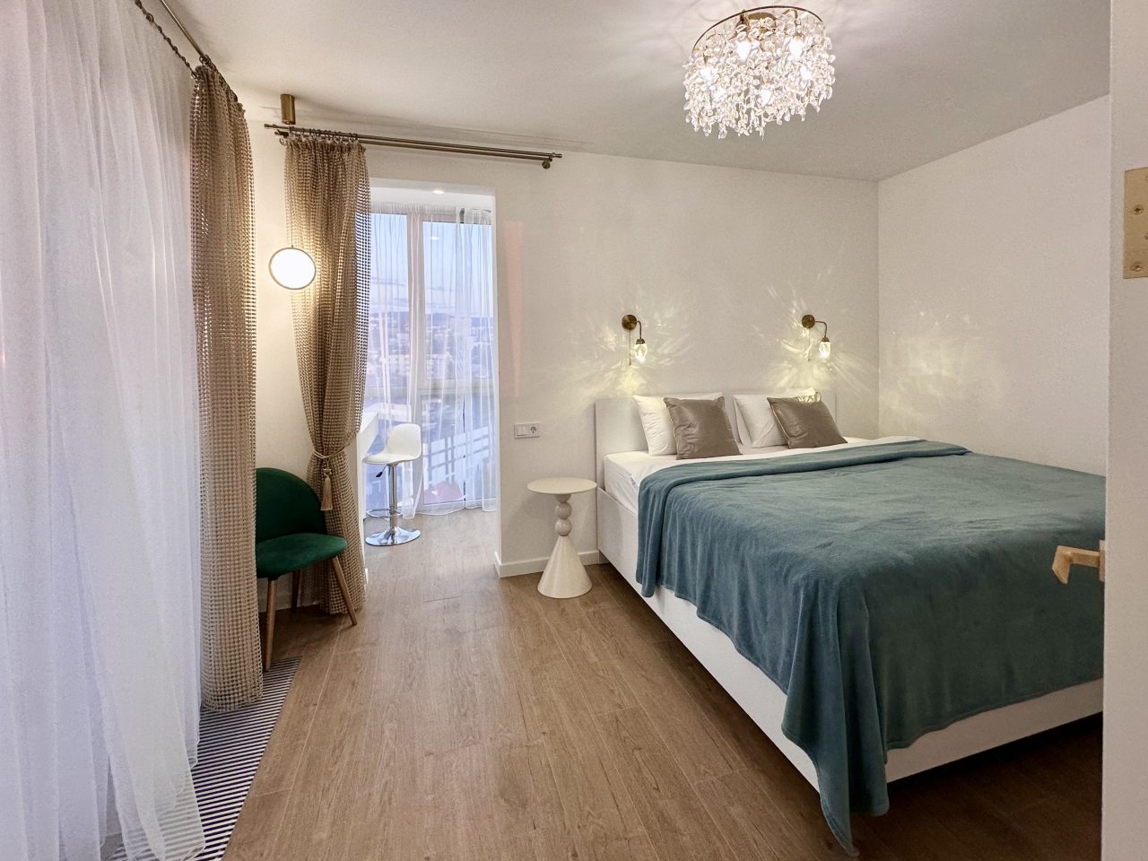 Апартаменты (Абри Люкс Париж), Апартаменты ABRI LUXE SOCHI Мамайка
