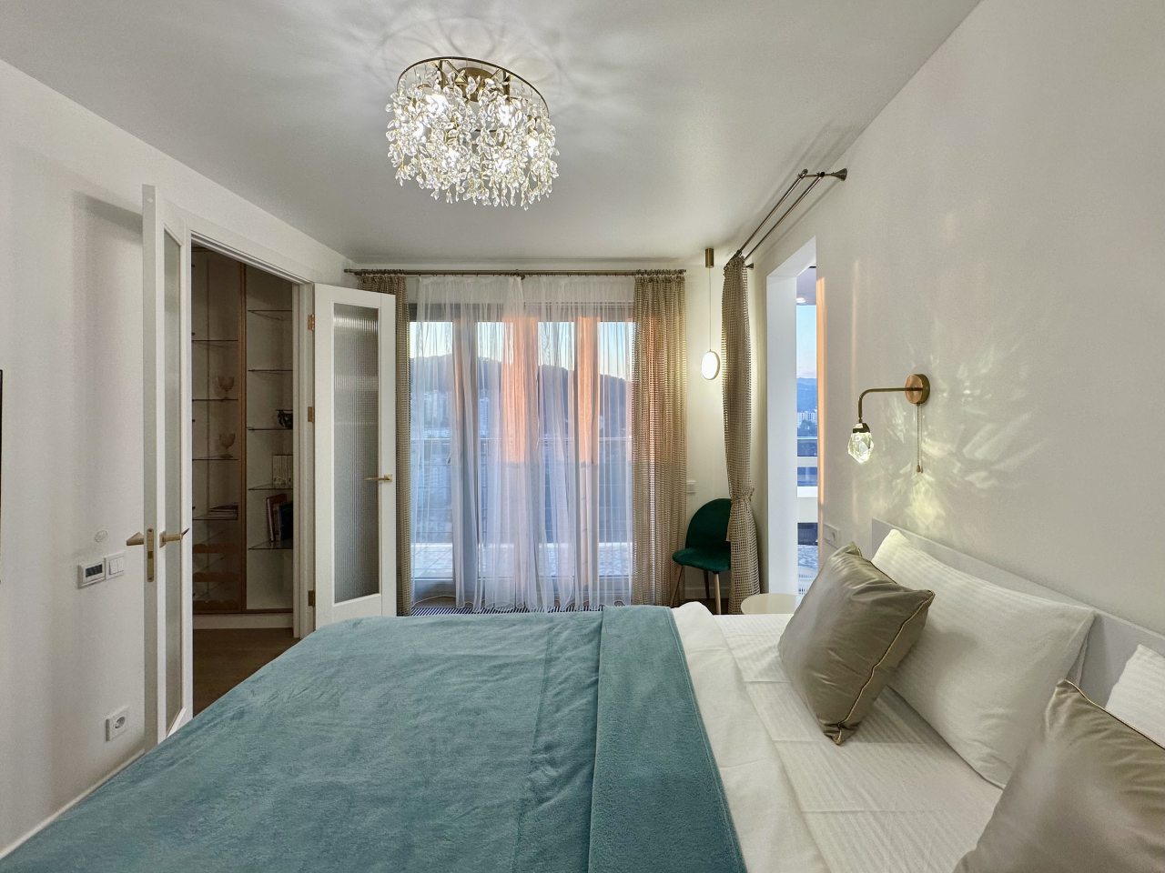 Апартаменты (Абри Люкс Париж), Апартаменты ABRI LUXE SOCHI Мамайка