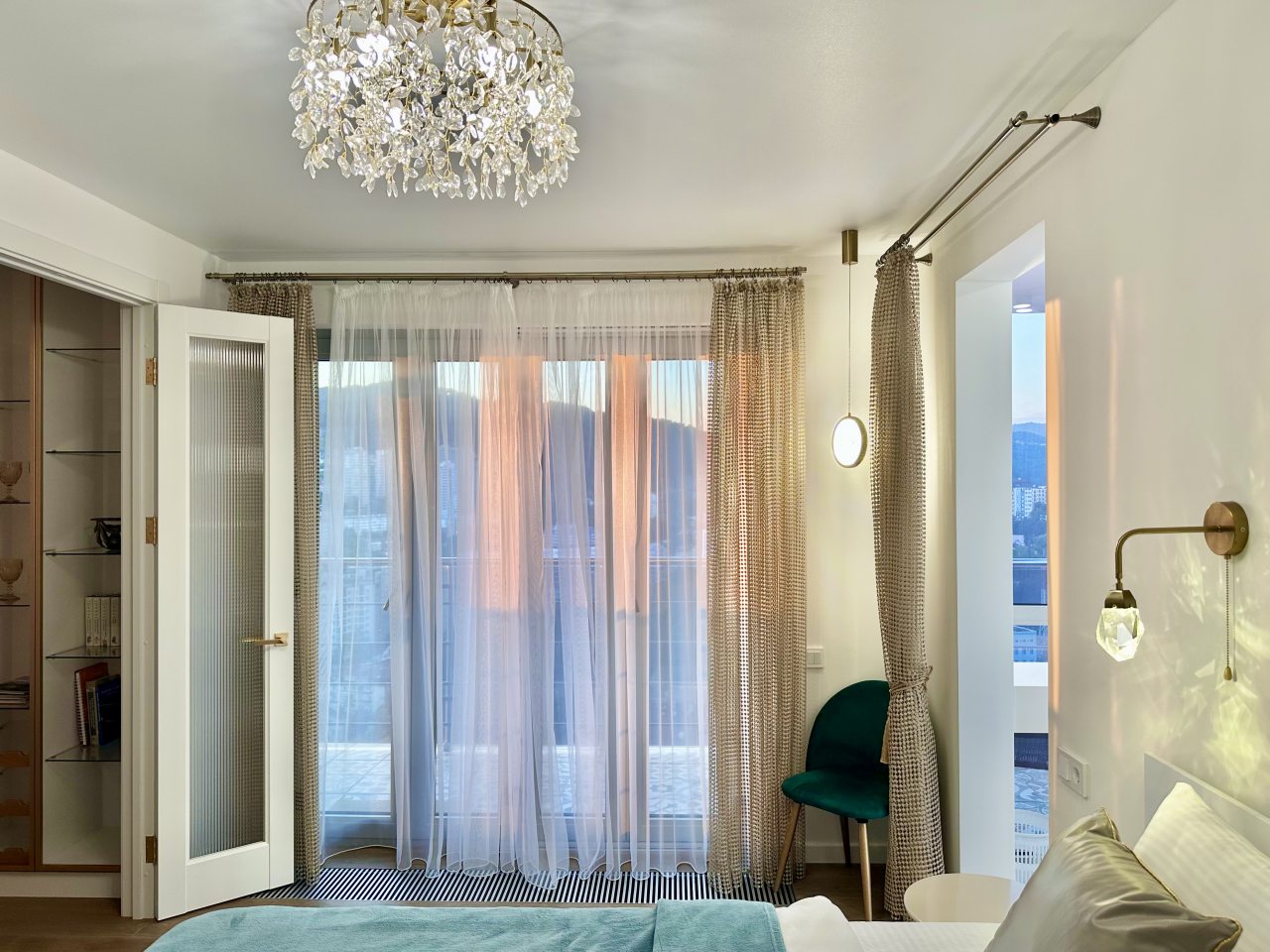 Апартаменты (Абри Люкс Париж), Апартаменты ABRI LUXE SOCHI Мамайка