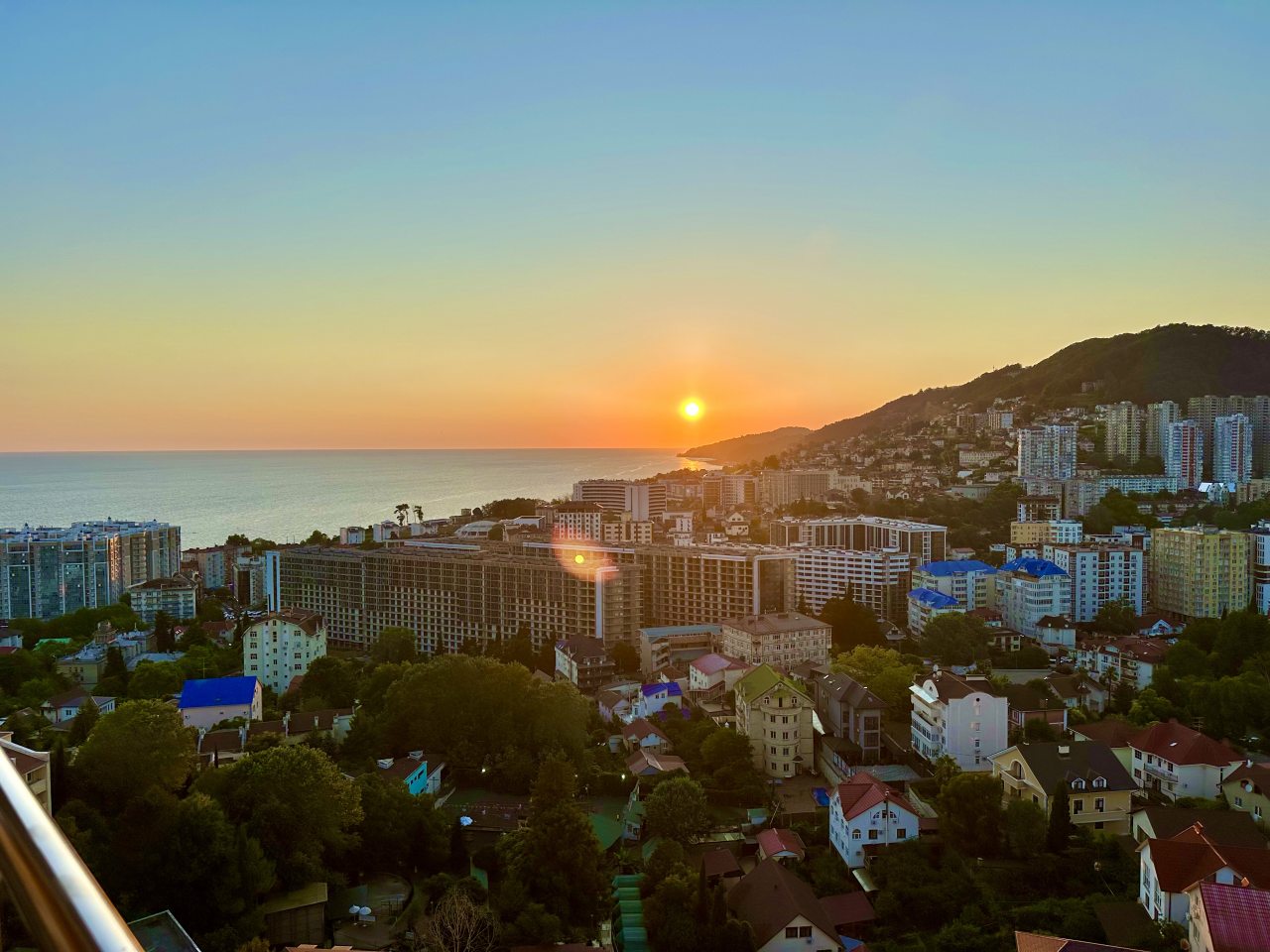 Апартаменты (Абри Люкс Париж), Апартаменты ABRI LUXE SOCHI Мамайка
