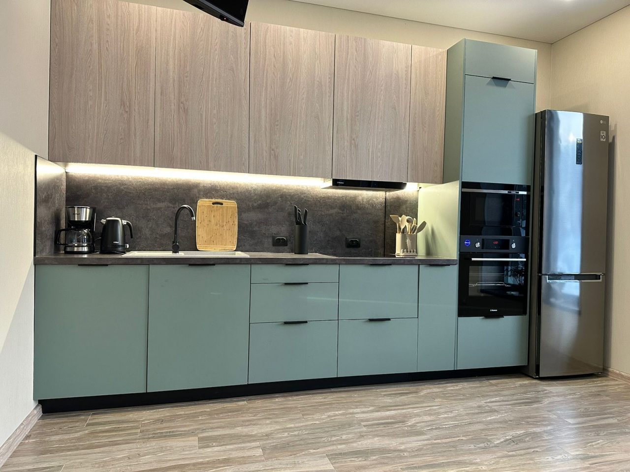 Кухня - столовая