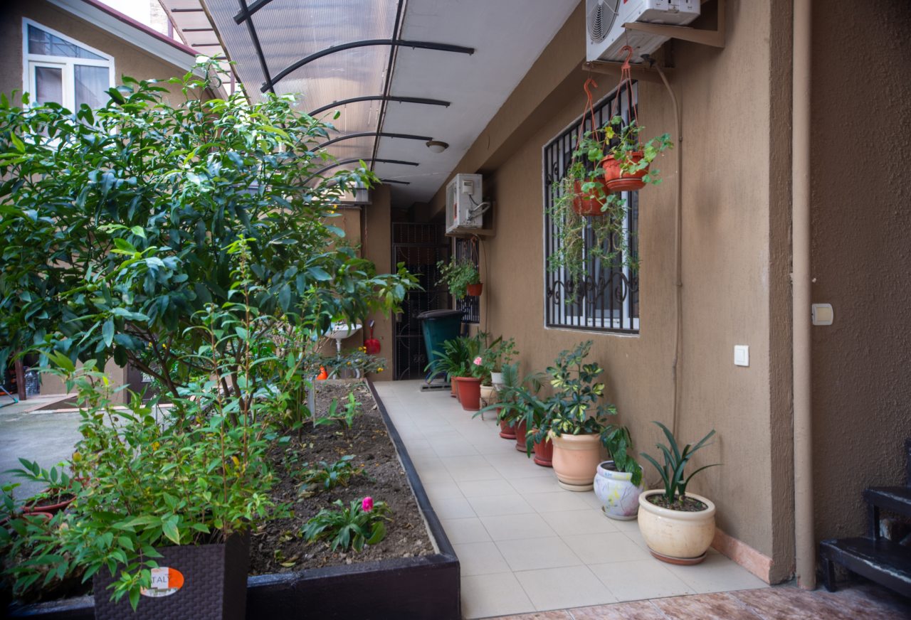 Своя ухоженная территория, Гостевой дом ST Hotel