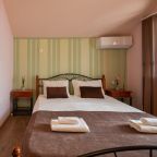 Двухместный (Двухместный стандарт с балконом), Гостевой дом ST Hotel