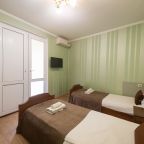 Двухместный (Двухместный с 2 односпальными кроватями), Гостевой дом ST Hotel