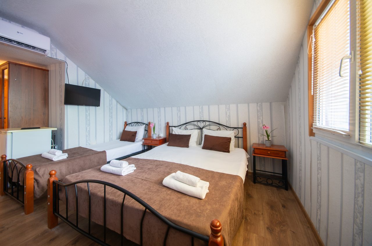 Четырехместный (Четырехместный стандарт), Гостевой дом ST Hotel