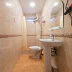 Пятиместный (Двухкомнатный стандарт с балконом), Гостевой дом ST Hotel